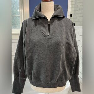 ❌Women’s Gray Half-Zip Pullover.